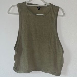 Muscle tank top